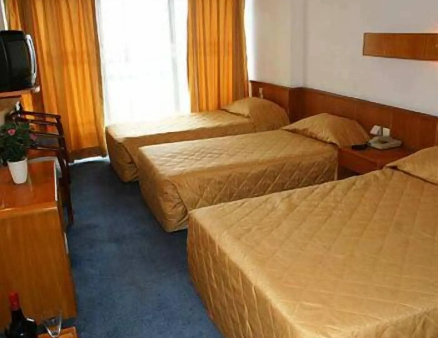Sozer Hotel Kusadasi 3*,