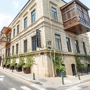 https://olf-hotel.aboutbakuhotels.com